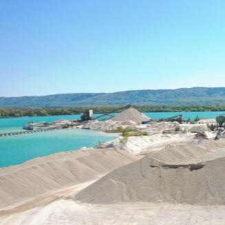 Schwimmendes Solarkraftwerk in der Nähe von Karlsruhe
